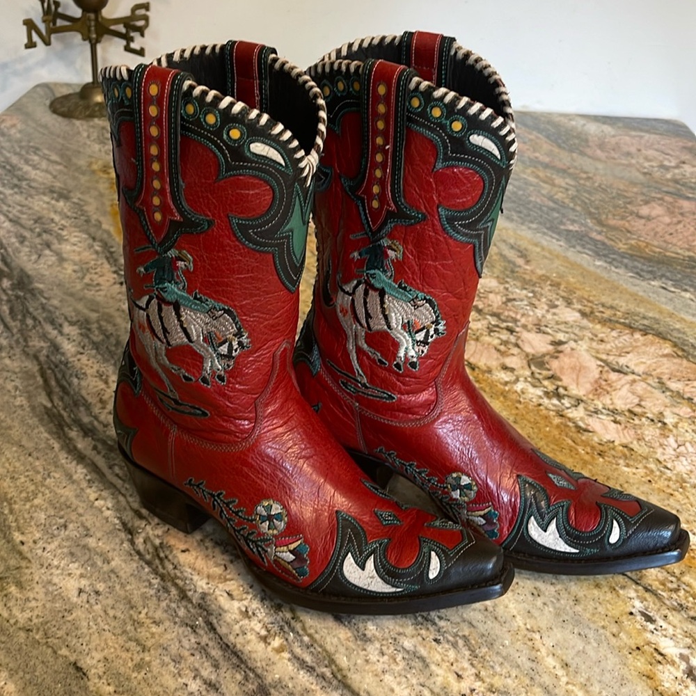 Double D Ranch Red Bronco Boots NWB
